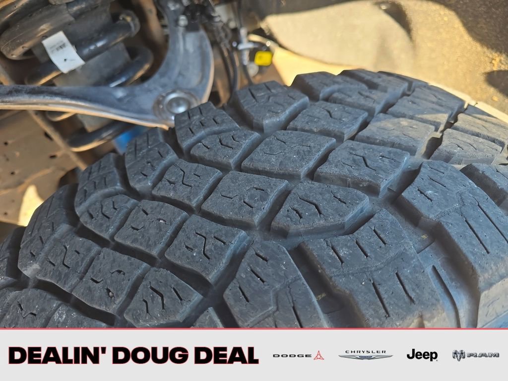 Used 2022 Chevrolet Silverado 1500 ZR2 w/ Technology Package image 29