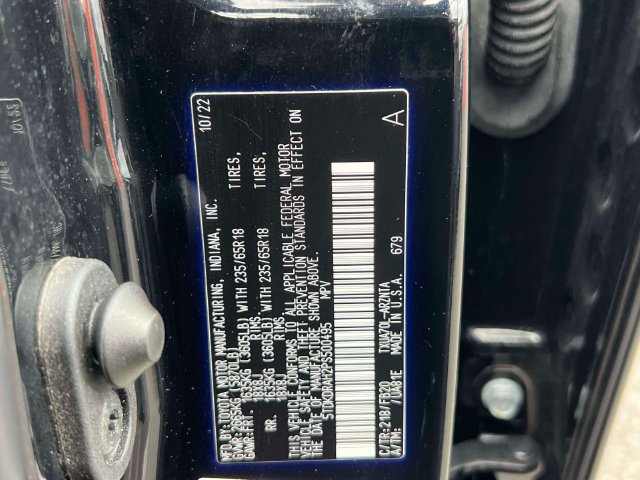 Used 2023 Toyota Highlander L FWD image 35