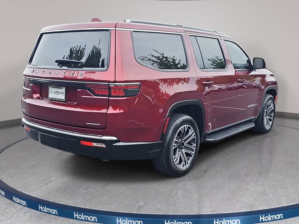 Used 2022 Jeep Wagoneer Series III w/ Flexible Seating Group AWD/4WD image 5