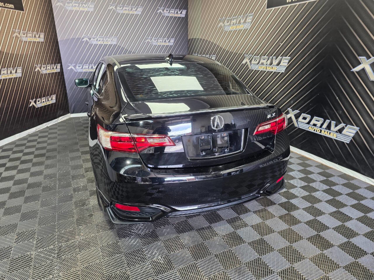 Used 2017 Acura ILX FWD image 12
