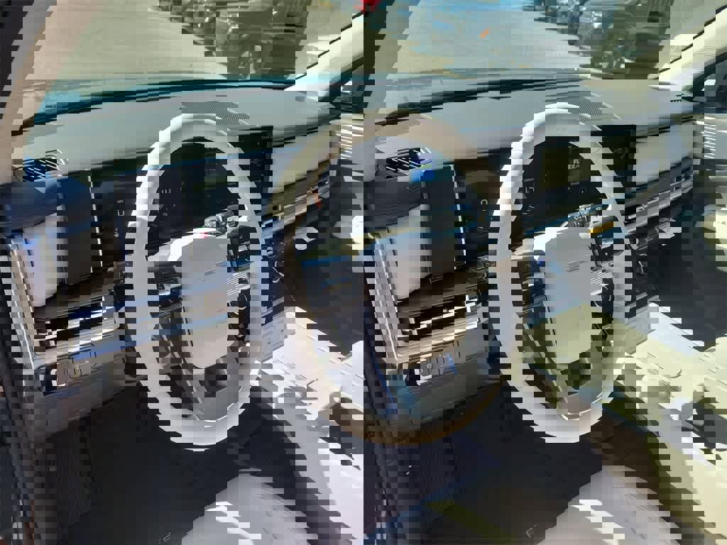 New 2026 Hyundai Santa Fe SE image 24