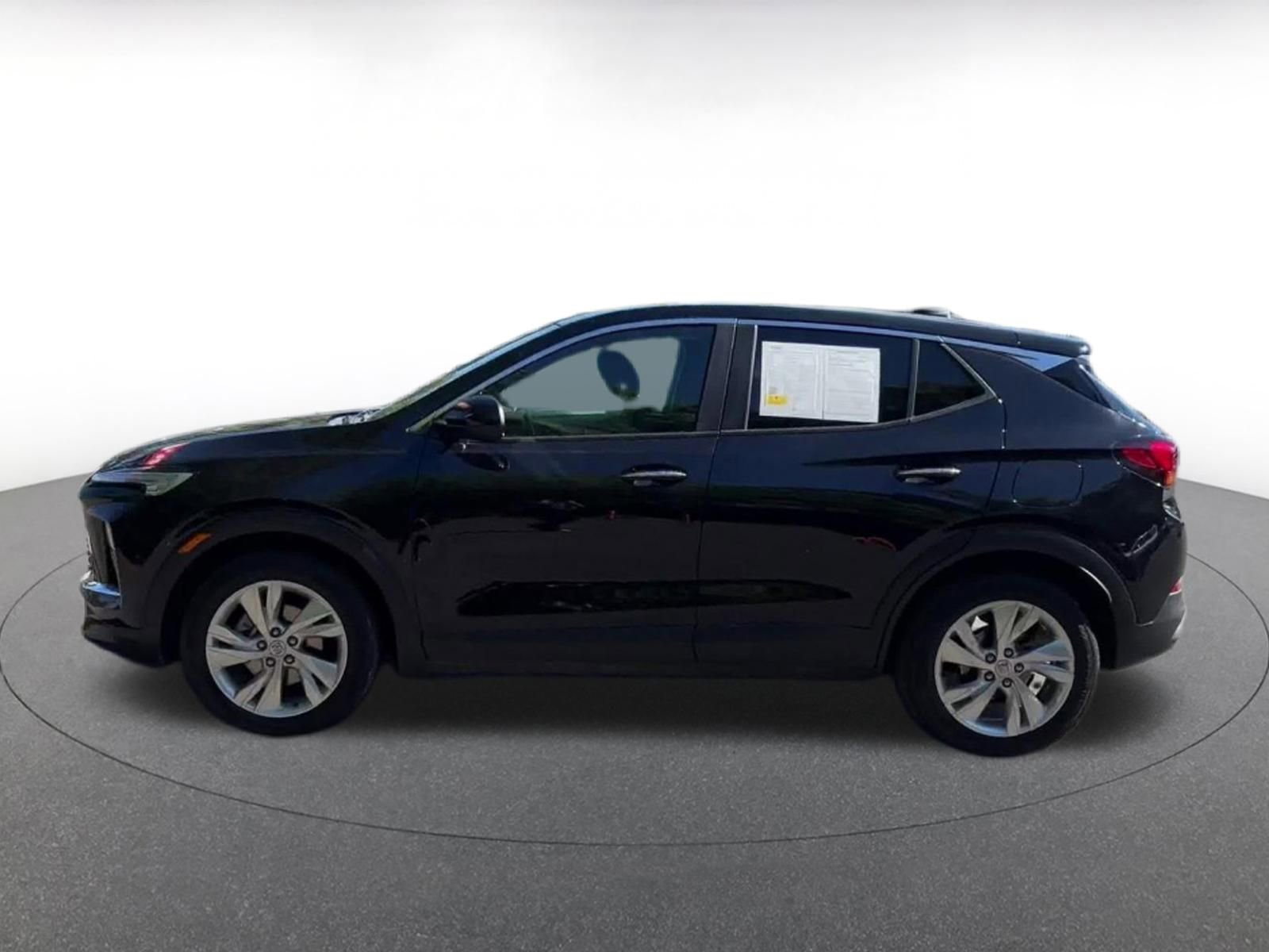 Used 2025 Buick Encore GX Preferred FWD image 9