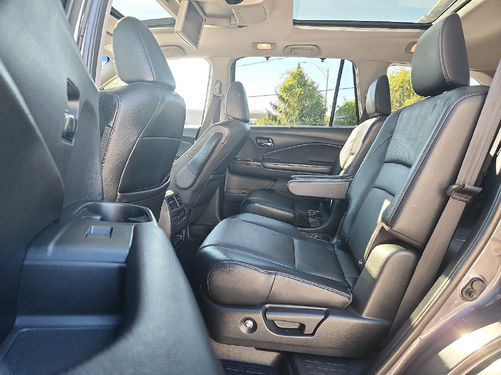 Used 2019 Honda Pilot Elite image 6