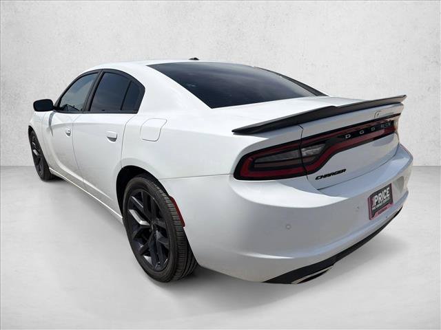 Used 2019 Dodge Charger SXT w/ Plus Group RWD image 3