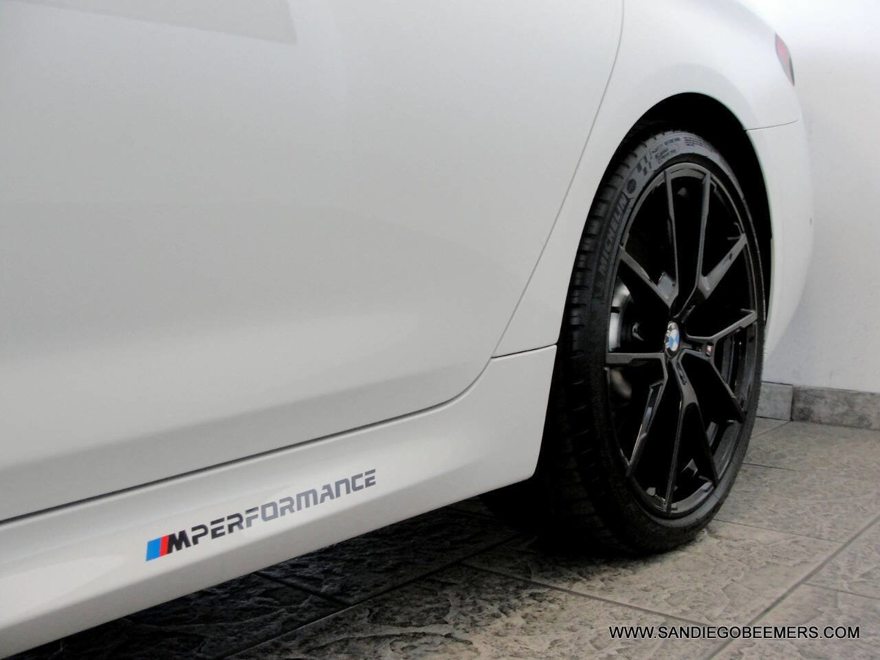 Used 2022 BMW 540i w/ M Sport Package image 8