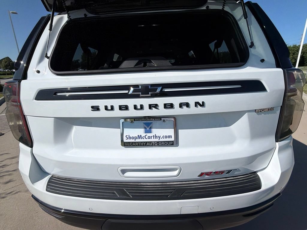 Used 2024 Chevrolet Suburban RST w/ Luxury Package AWD/4WD image 58