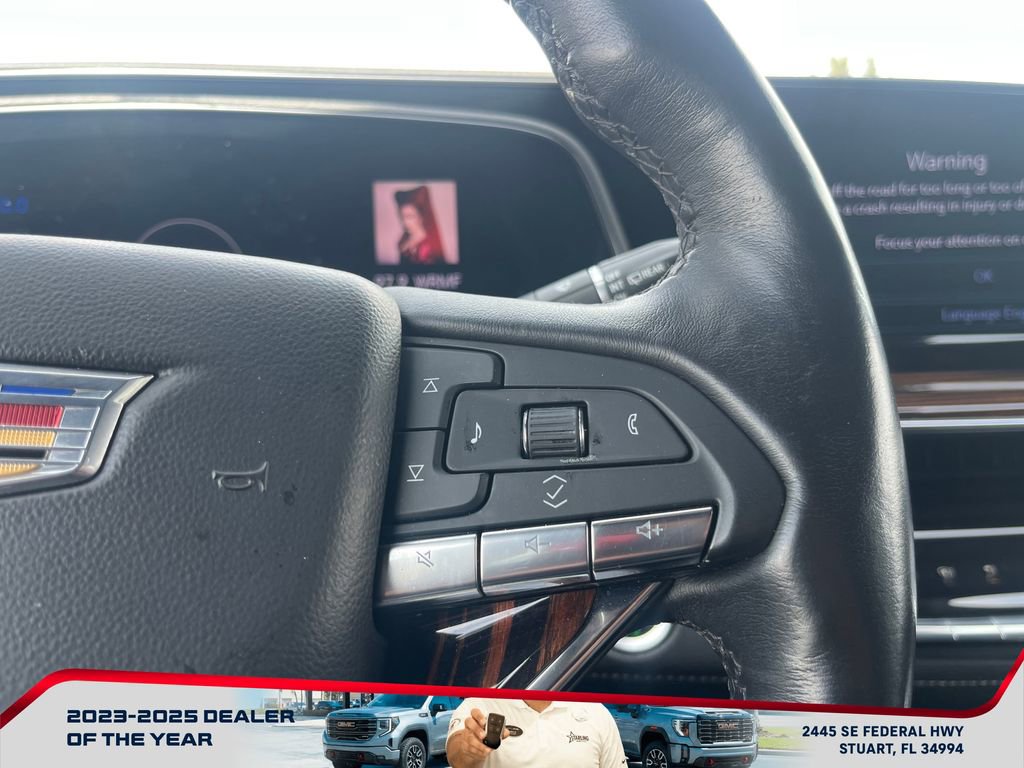 Used 2023 Cadillac Escalade Premium Luxury w/ Performance Package image 28