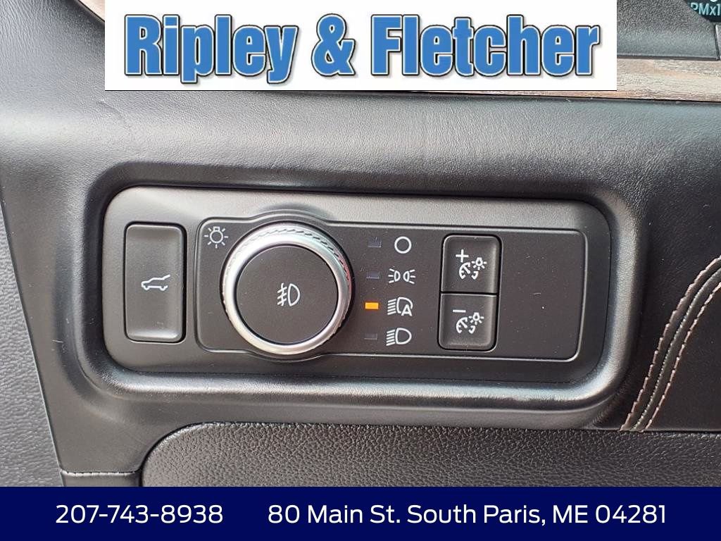 Used 2020 Ford Explorer Platinum w/ Premium Technology Package AWD/4WD image 19