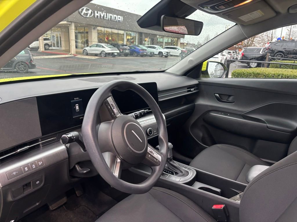 Certified 2025 Hyundai Kona SE AWD/4WD image 5