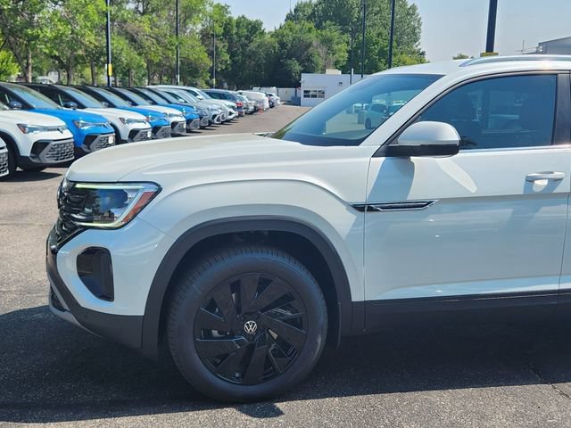 New 2026 Volkswagen Atlas Cross Sport SE AWD/4WD image 2