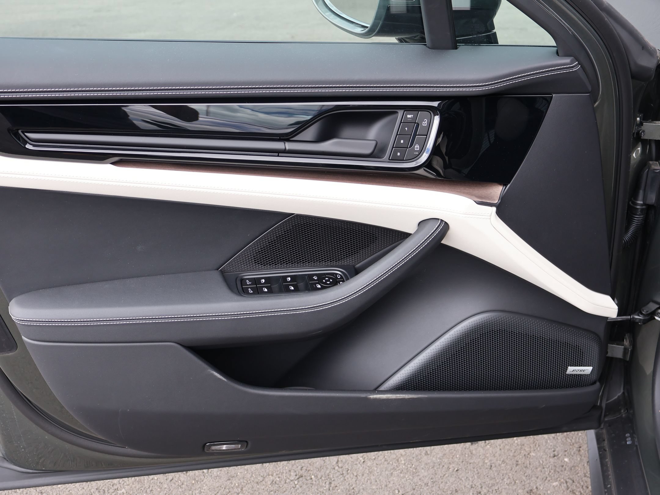 New 2026 Porsche Panamera 4 AWD/4WD image 14