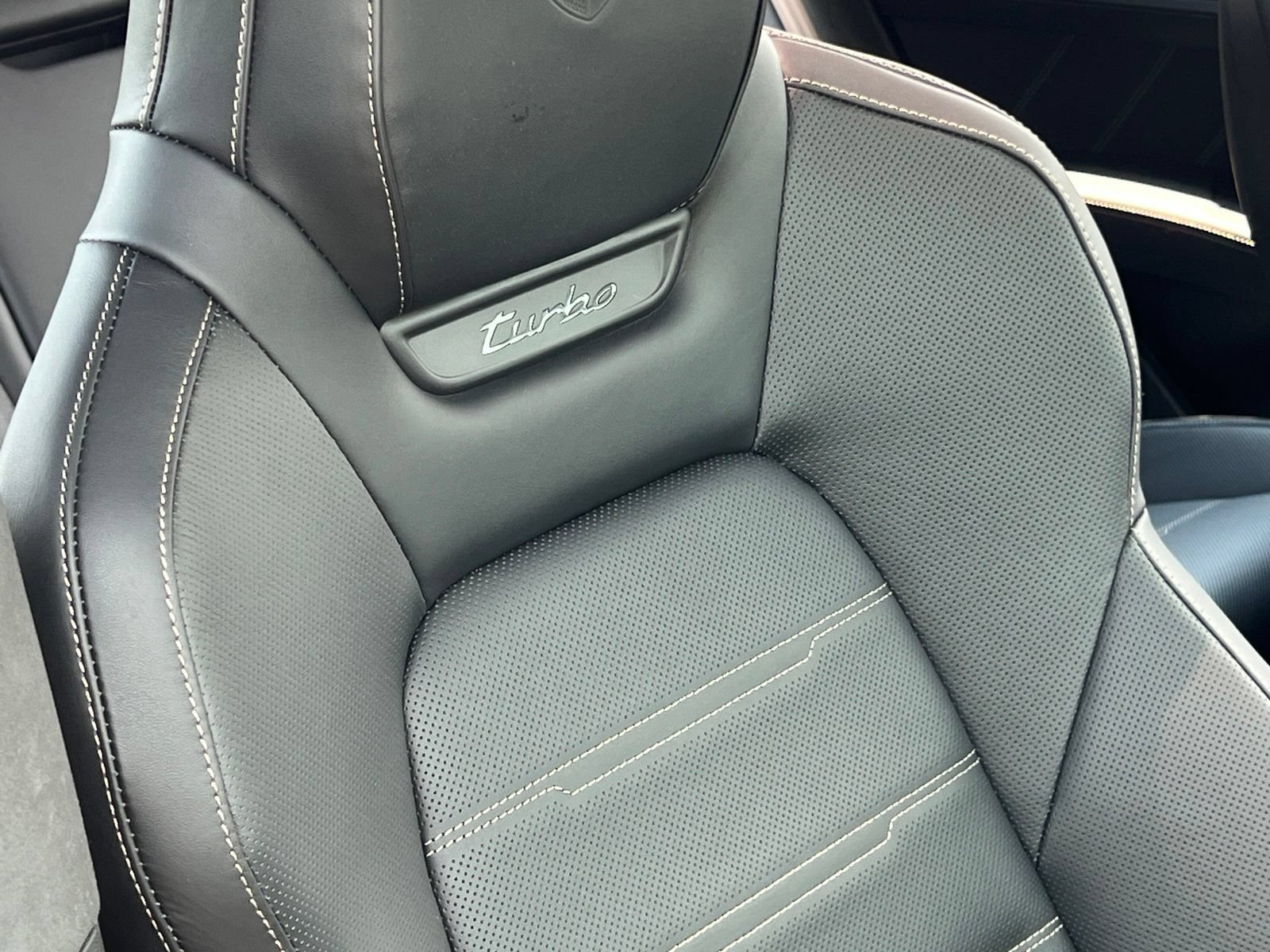 New 2026 Porsche Cayenne Turbo AWD/4WD image 41