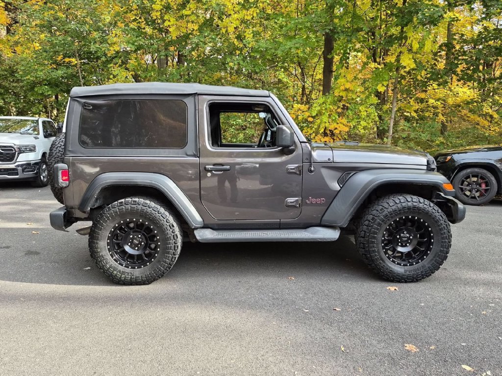 Used 2019 Jeep Wrangler Sport AWD/4WD image 4