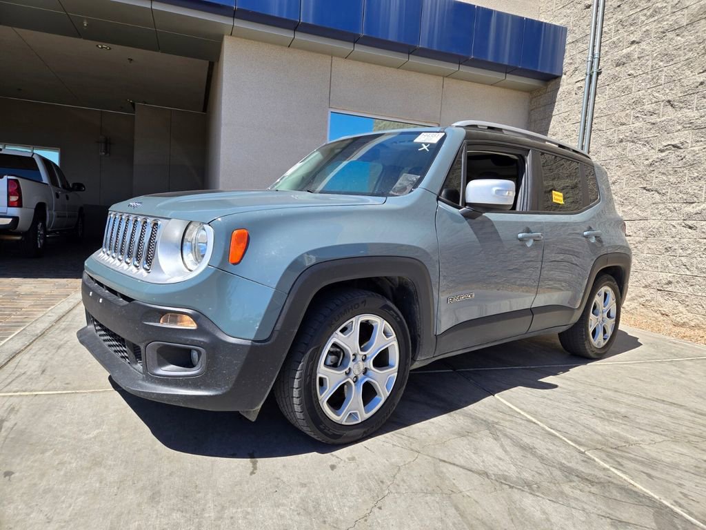 Used 2017 Jeep Renegade Limited image 2