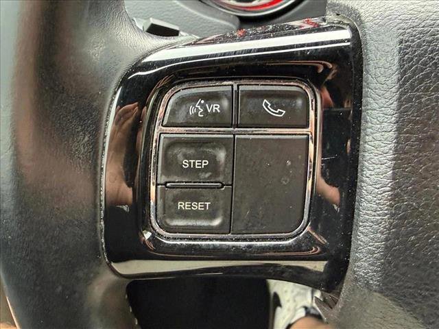 Used 2016 Dodge Grand Caravan SE FWD image 19