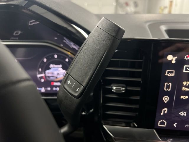 New 2026 GMC Sierra 1500 SLE image 16