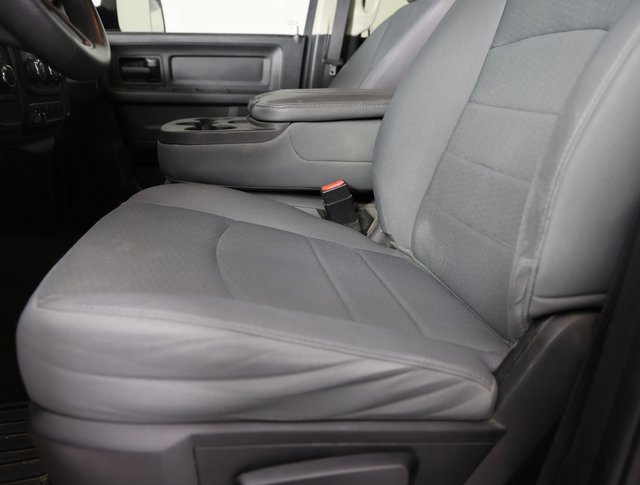 Used 2017 RAM 2500 Tradesman w/ Chrome Appearance Group image 5