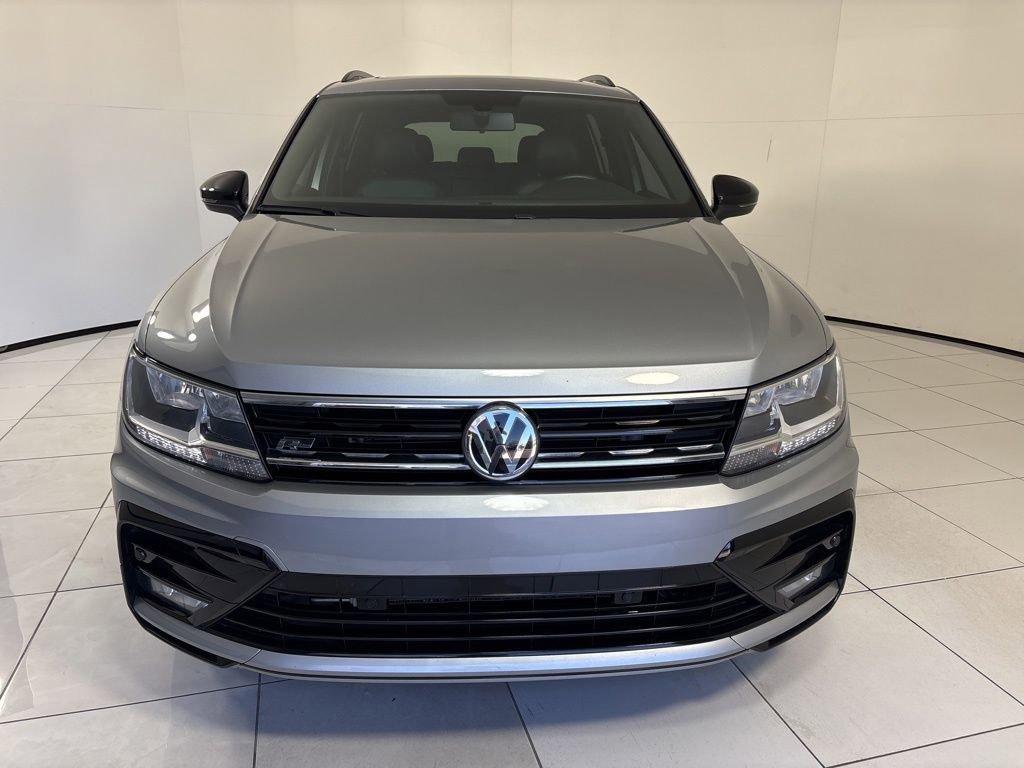Used 2020 Volkswagen Tiguan SE R-Line image 8