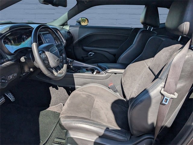 Used 2022 Dodge Challenger R/T w/ Plus Package image 11