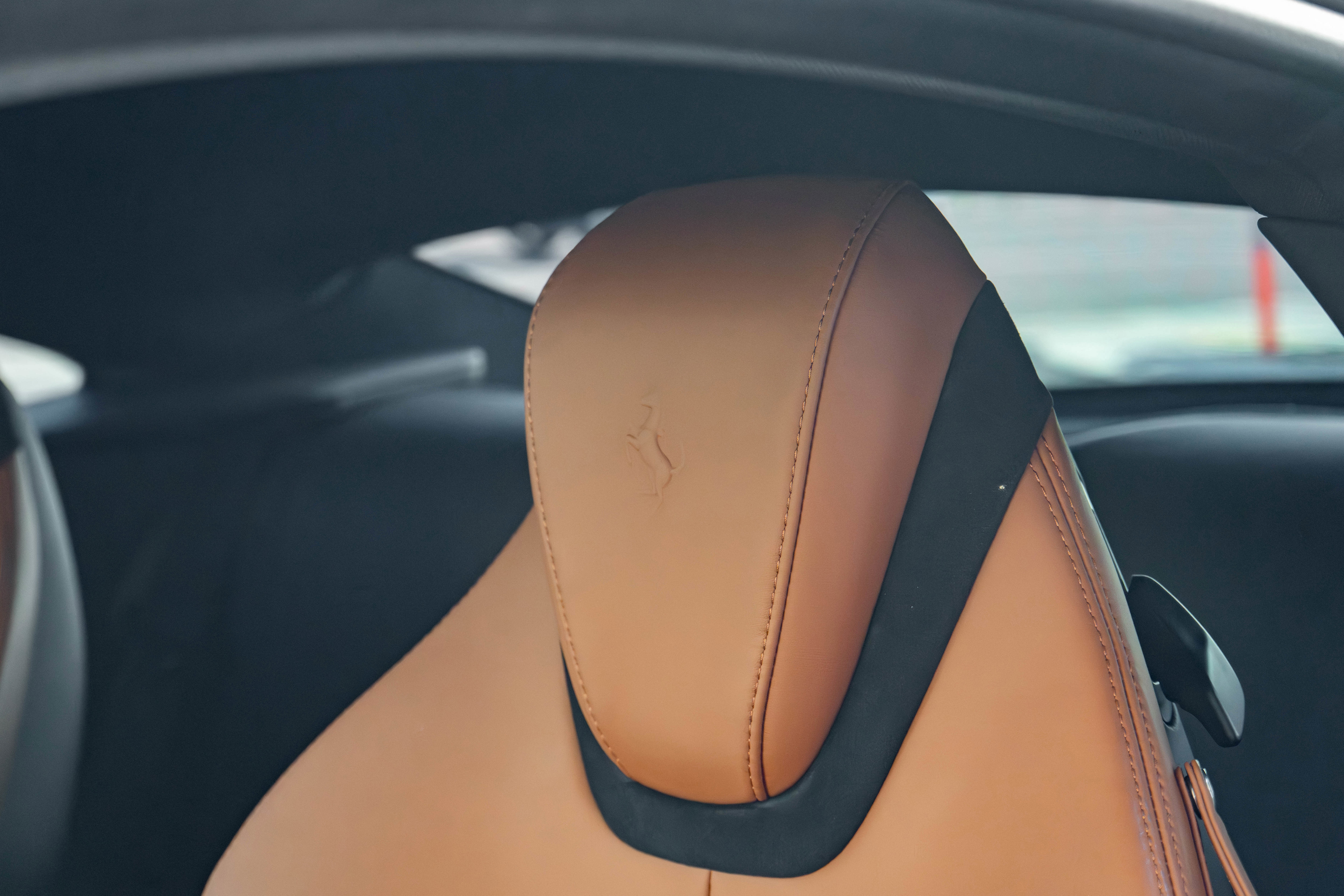 Used 2021 Ferrari Roma image 18