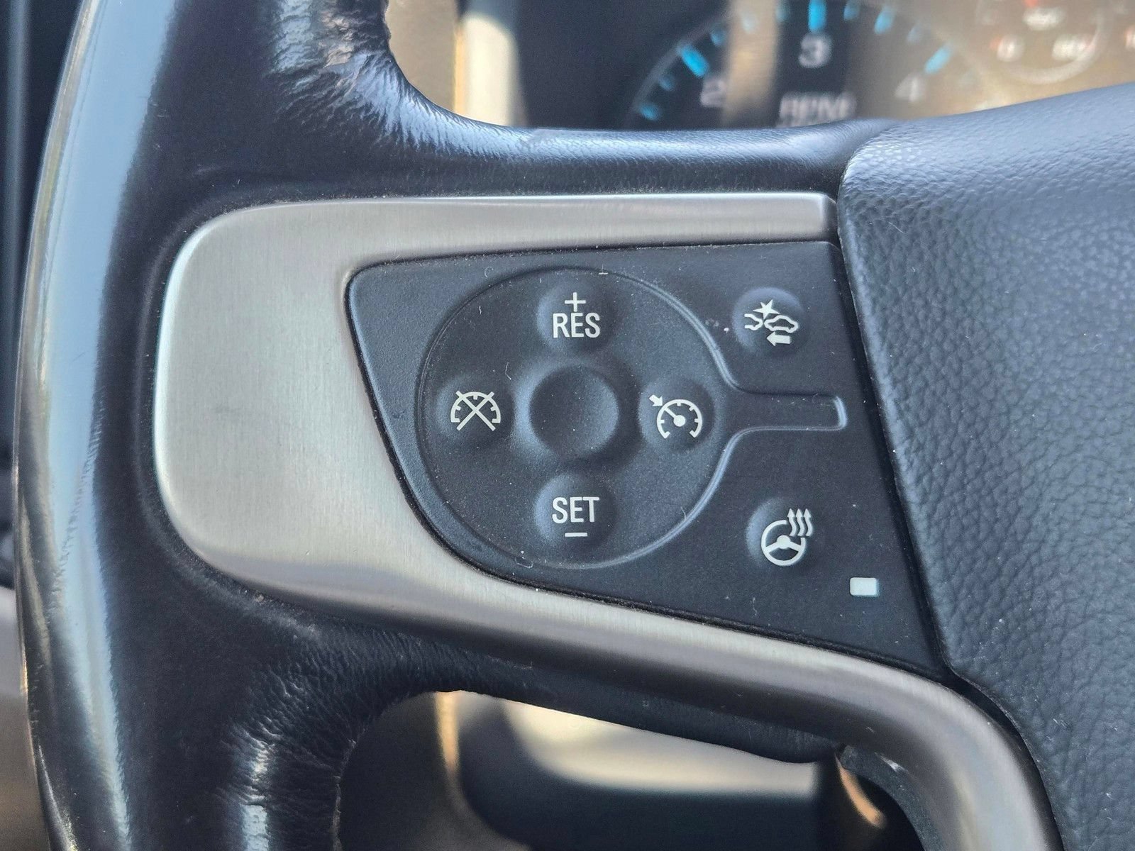 Used 2018 GMC Sierra 3500 Denali AWD/4WD image 16