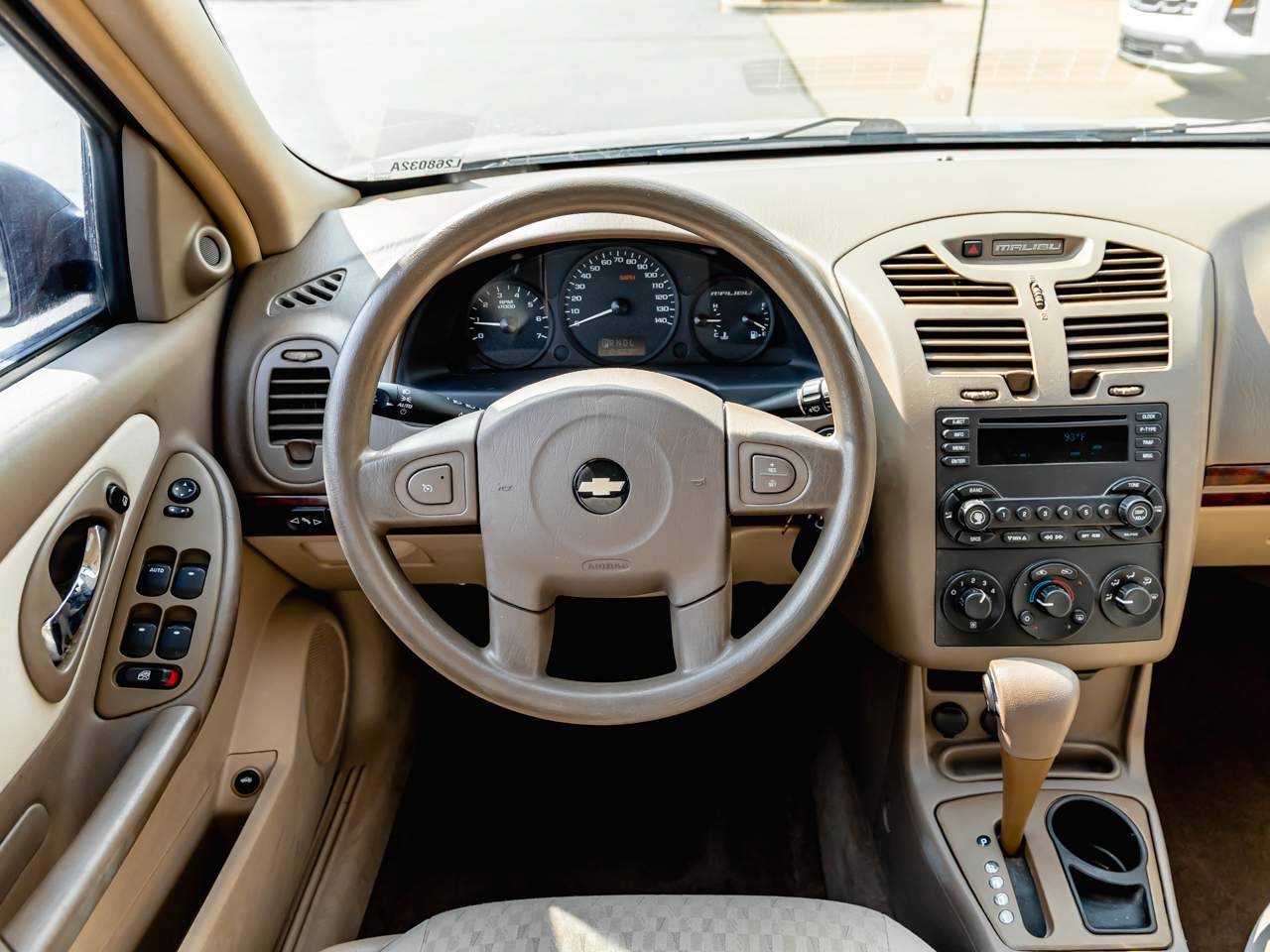 Used 2004 Chevrolet Malibu w/ Preferred Equipment Group FWD image 11