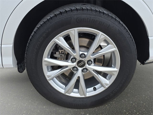 Used 2025 Audi Q3 2.0T Premium w/ Convenience Package image 37