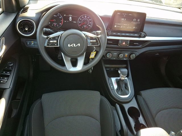 Used 2023 Kia Forte LXS w/ LXS Technology Package image 11