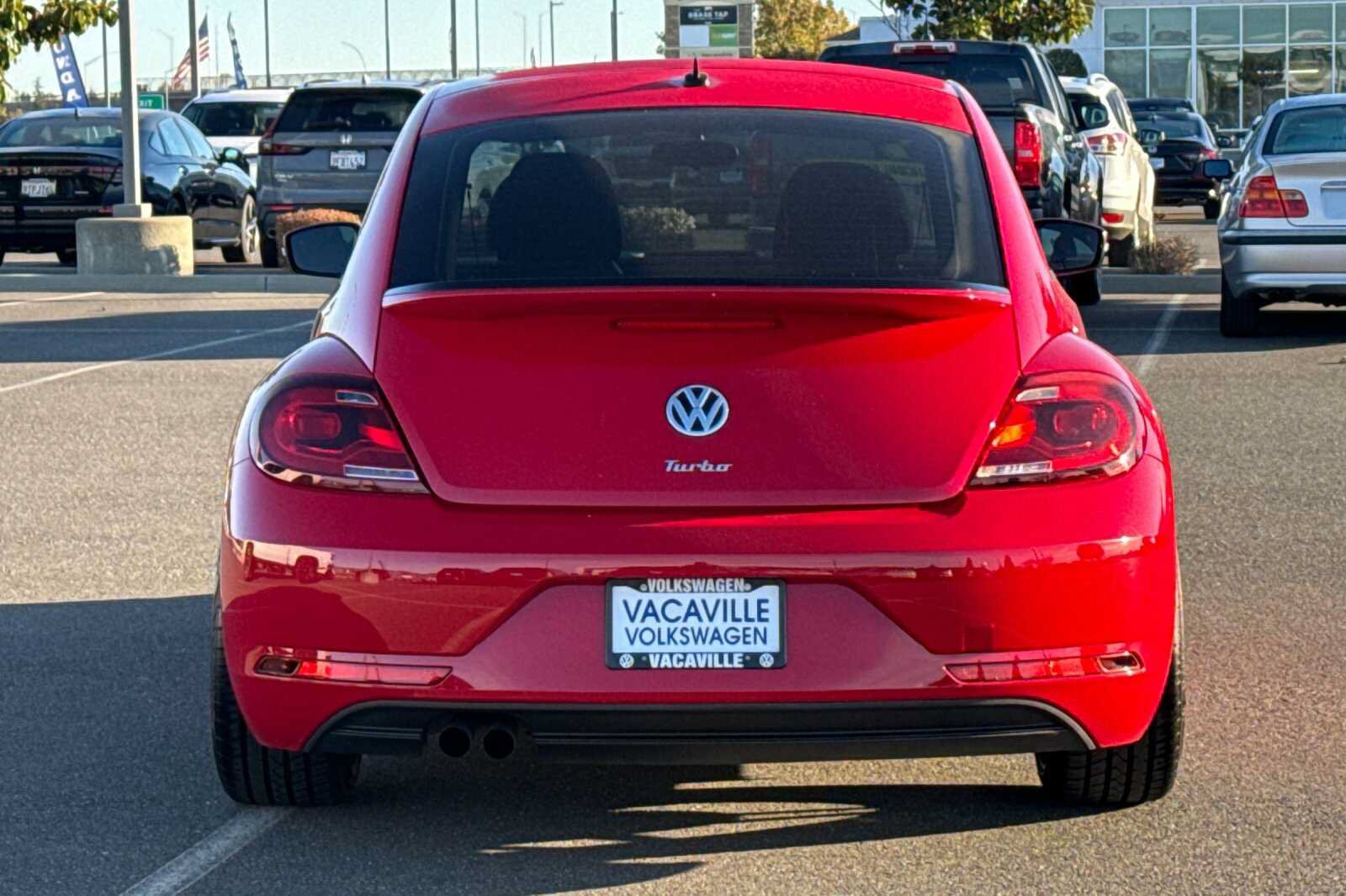 Used 2019 Volkswagen Beetle 2.0T S FWD image 5