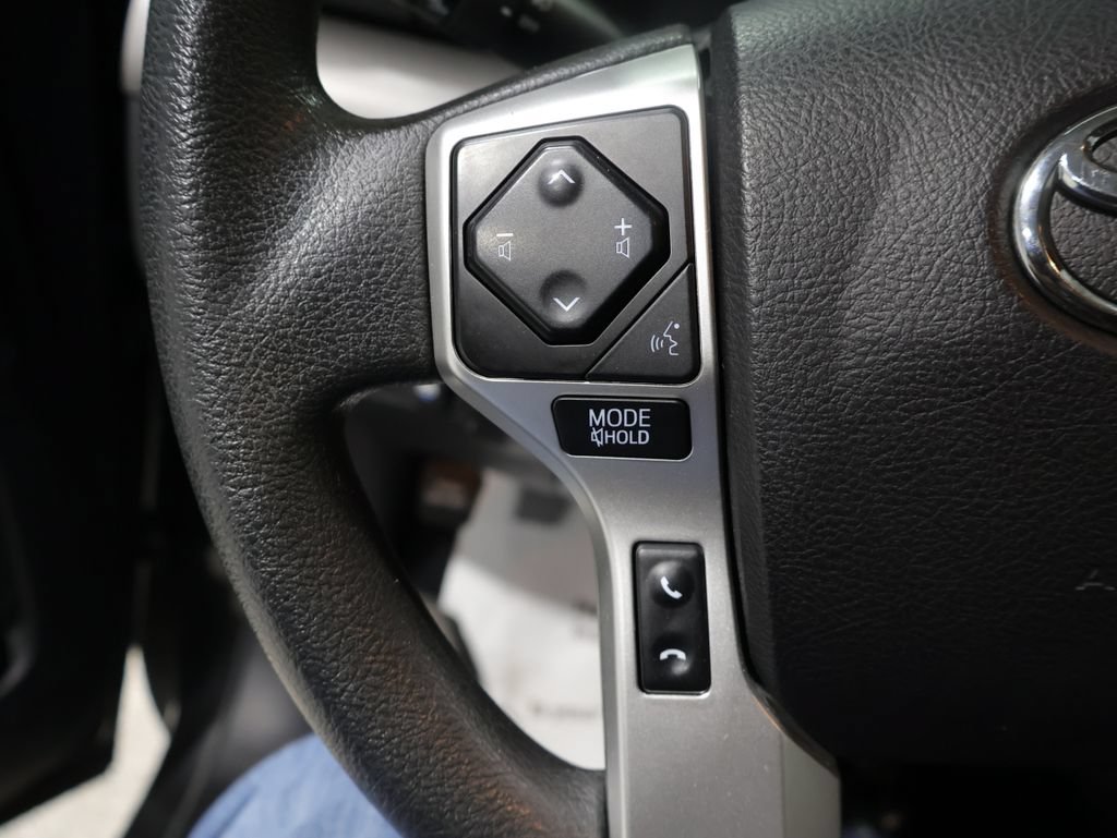 Used 2021 Toyota Tundra SR5 AWD/4WD image 31