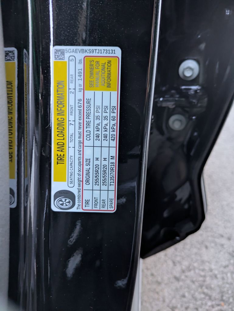 New 2026 Buick Enclave Sport Touring w/ Power Package image 25