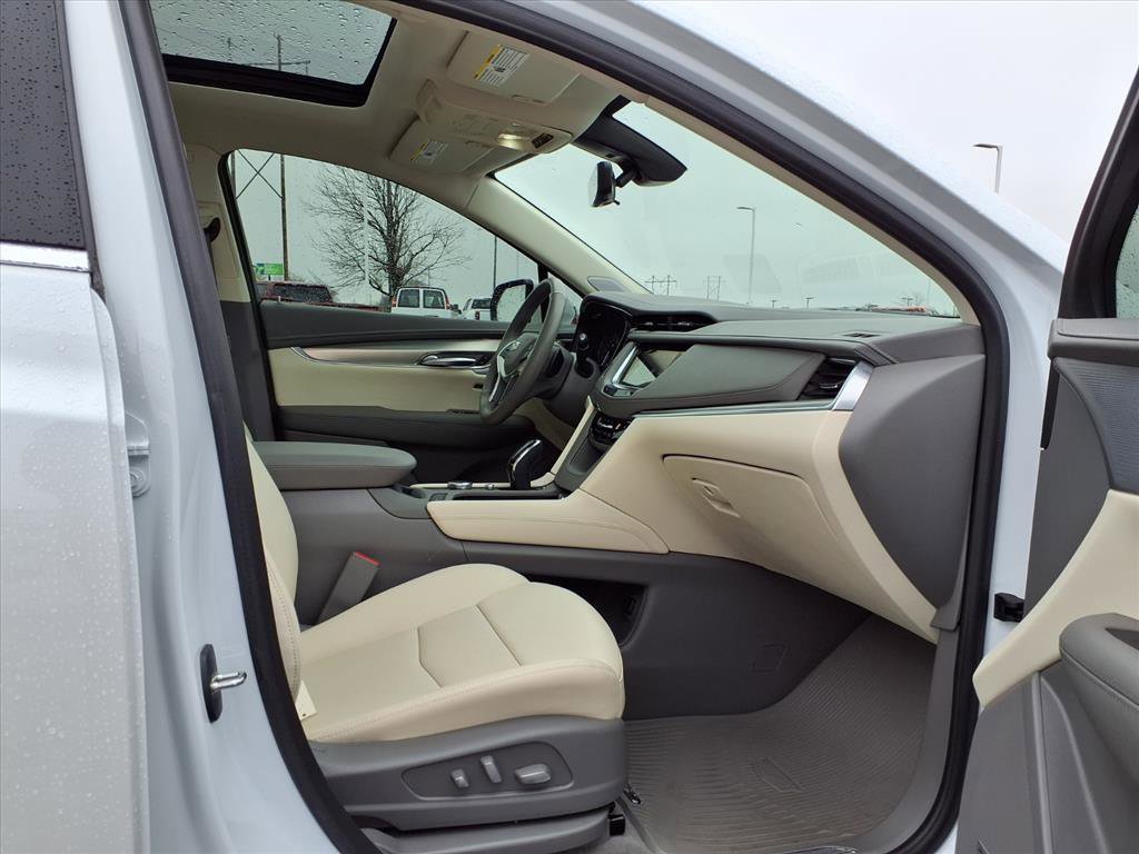 Used 2024 Cadillac XT5 Premium Luxury w/ Technology Package image 34