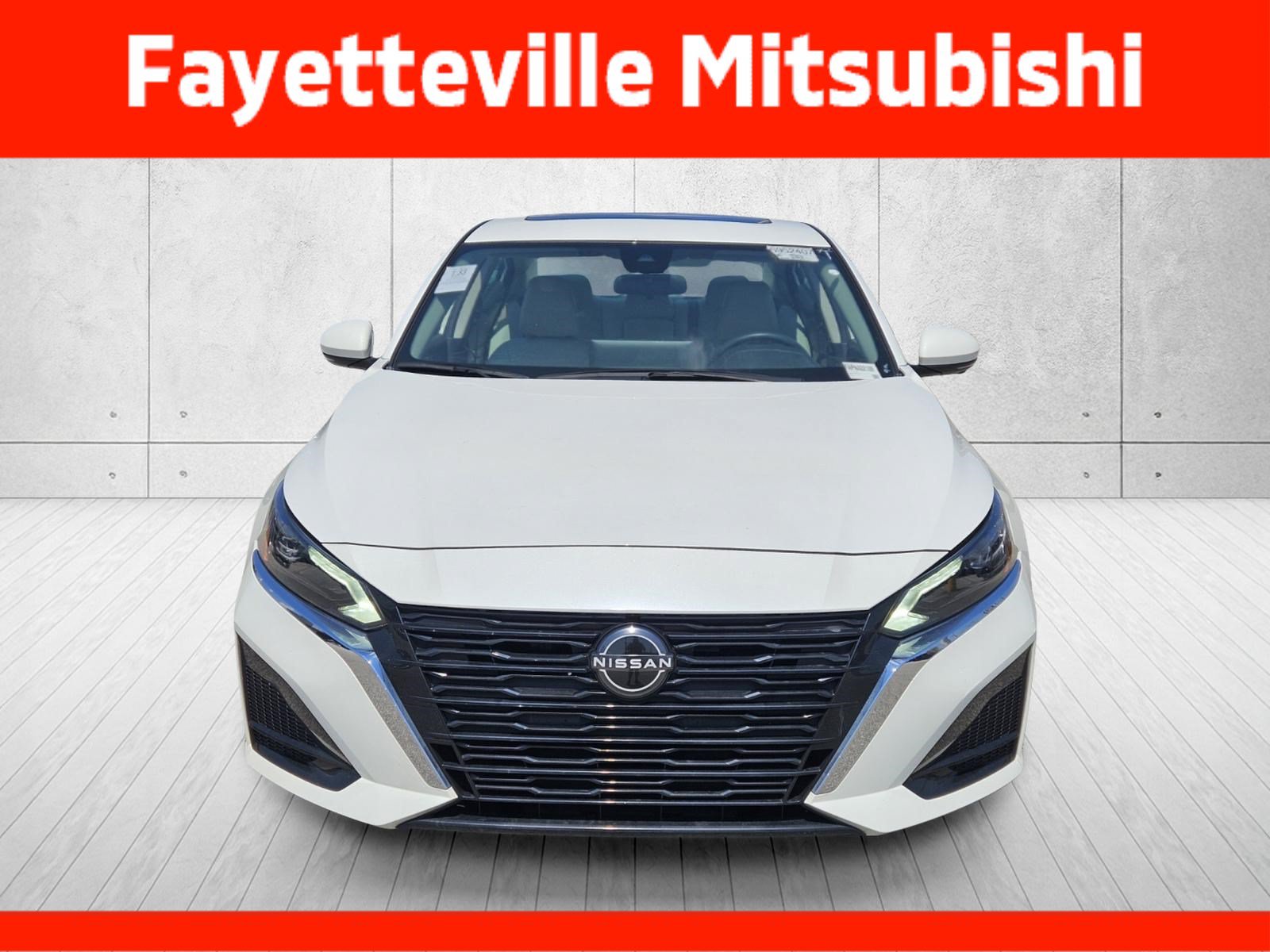 Used 2023 Nissan Altima 2.5 SL AWD/4WD image 2