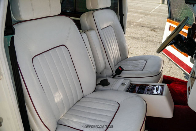 Used 1989 Rolls-Royce Silver Spirit RWD image 33