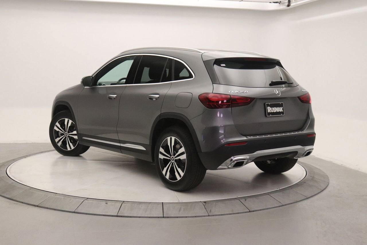 New 2026 Mercedes-Benz GLA 250 GLA 250 image 2