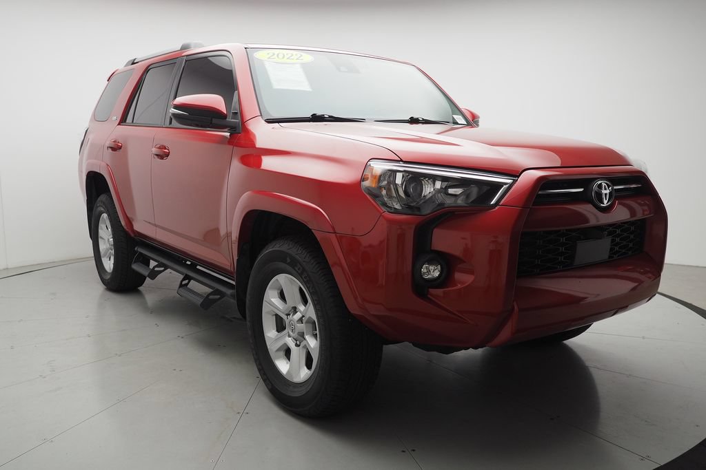 Used 2022 Toyota 4Runner SR5 Premium w/ Moonroof Package AWD/4WD image 2