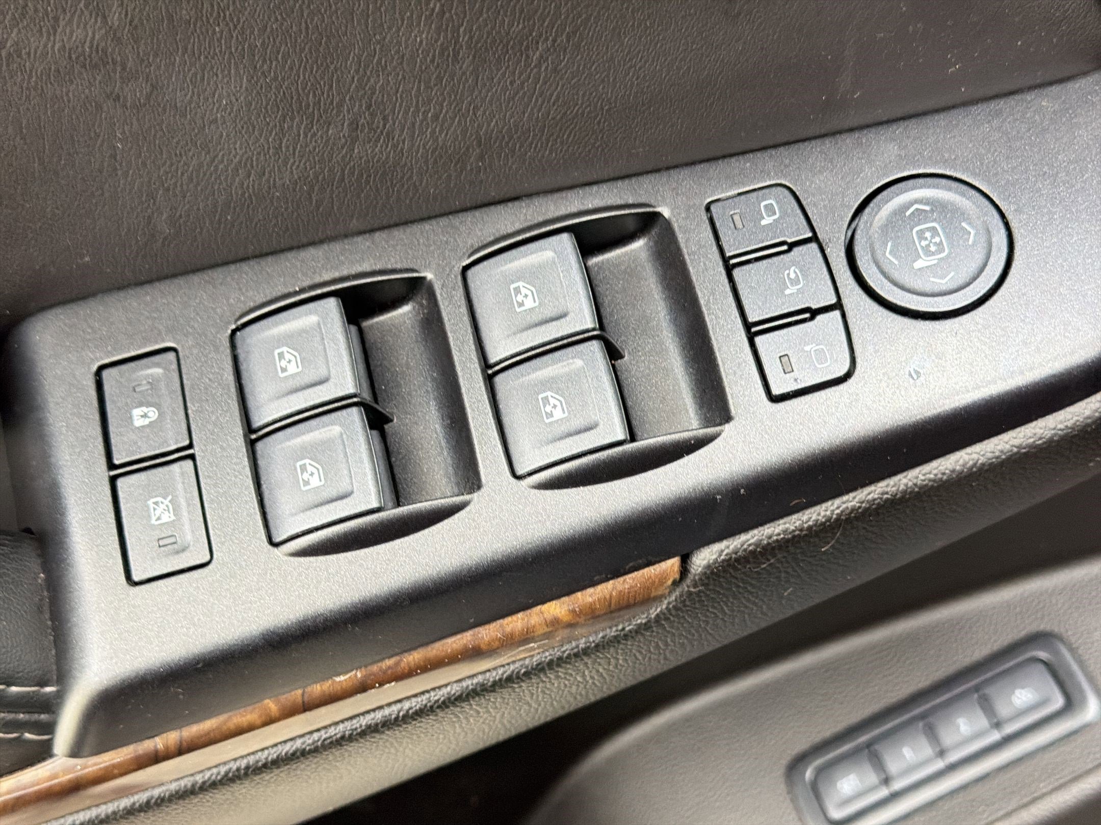 Used 2020 Chevrolet Tahoe LT AWD/4WD image 12