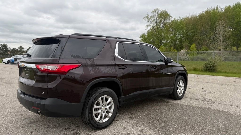 Used 2020 Chevrolet Traverse LT FWD image 7