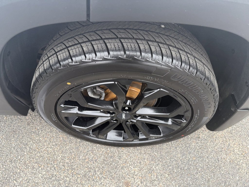 Used 2020 GMC Terrain SLE w/ Driver Convenience Package image 11