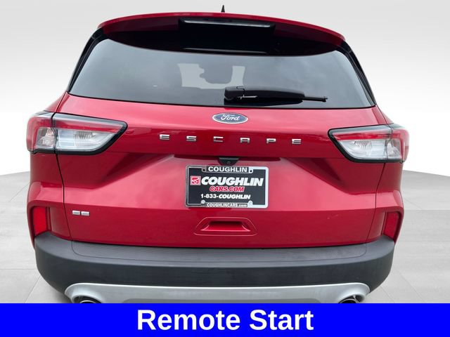 Used 2022 Ford Escape SE w/ Convenience Package FWD image 4