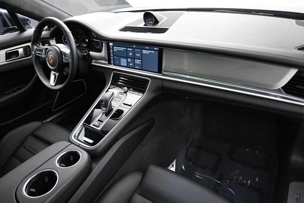 Certified 2020 Porsche Panamera Turbo AWD/4WD image 32
