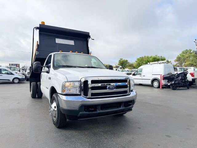 Used 2001 Ford F350 XL image 4