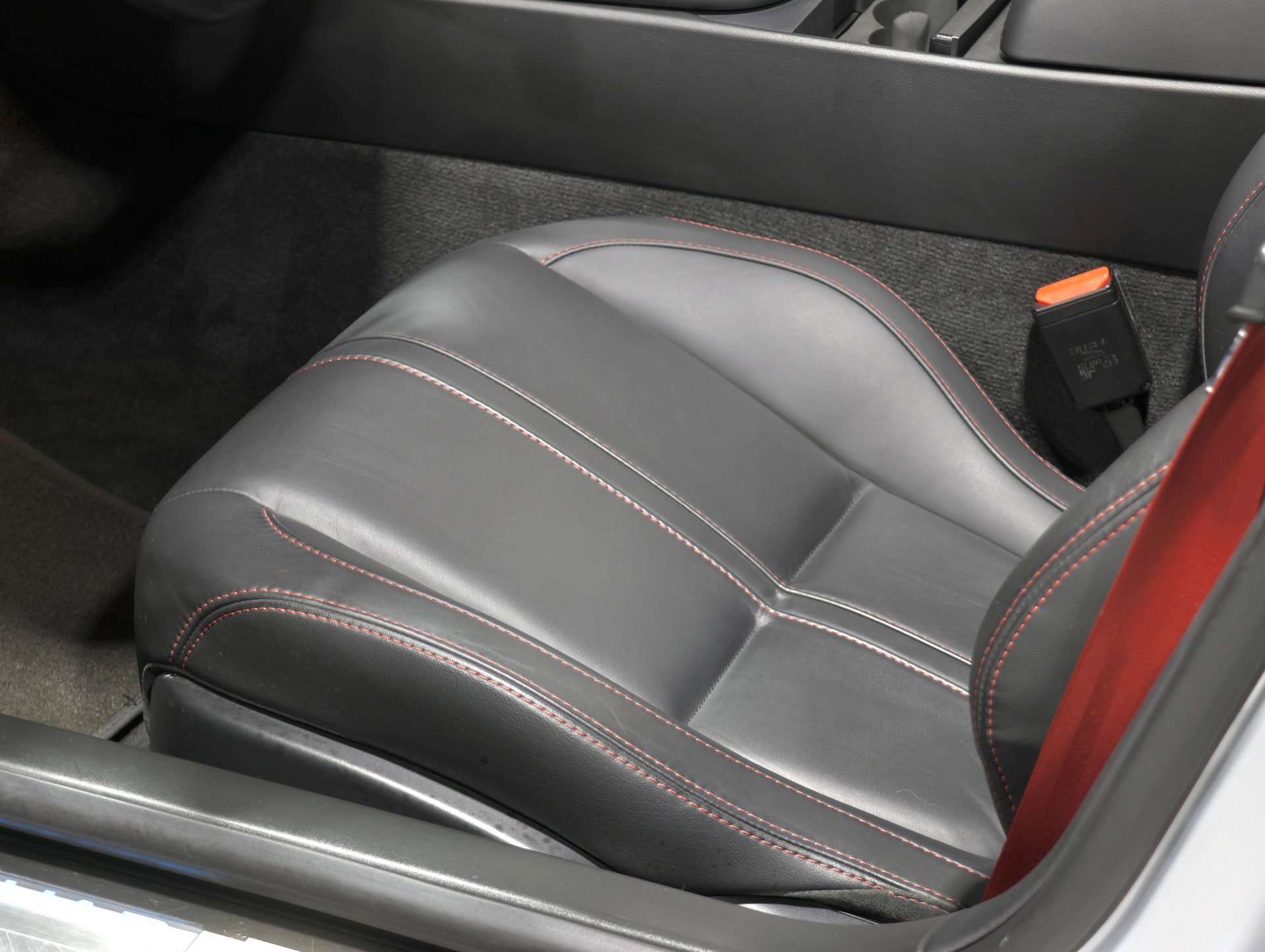 Used 2014 Jaguar F-TYPE S image 75