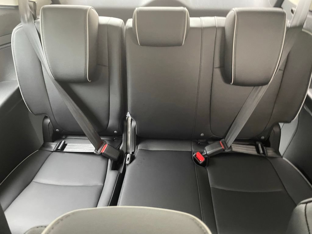 New 2026 Honda Odyssey Touring image 13