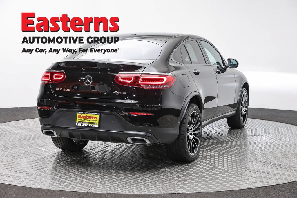 Used 2023 Mercedes-Benz GLC 300 4MATIC Coupe image 5