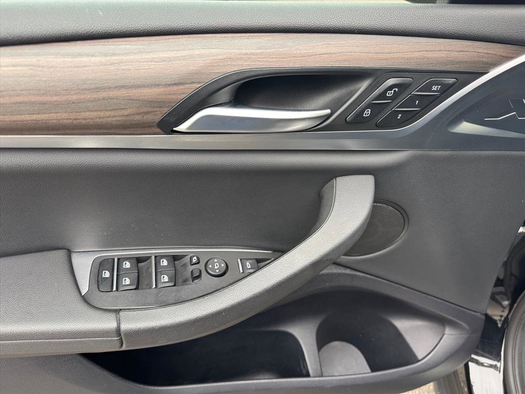 Used 2019 BMW X3 xDrive30i w/ Premium Package image 8