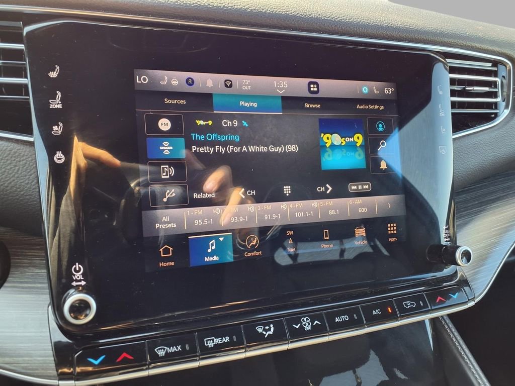 Used 2024 Jeep Wagoneer Series II w/ Flexible Seating Group image 5