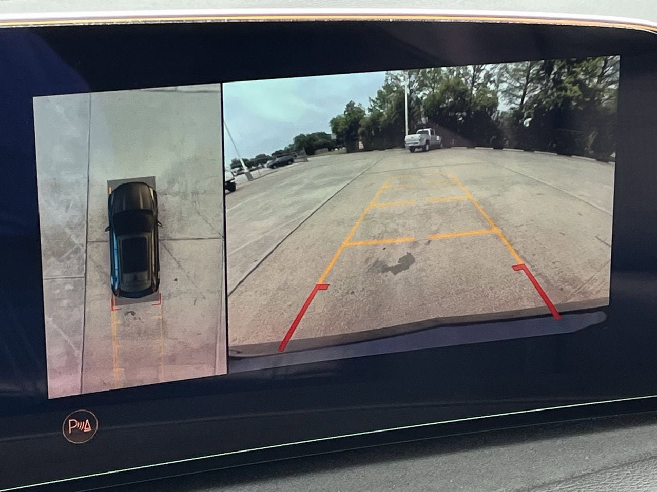 Used 2025 Cadillac XT4 Sport FWD image 9
