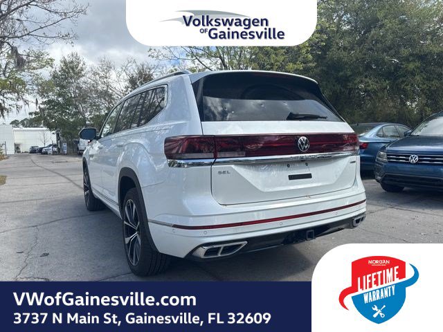 Used 2024 Volkswagen Atlas SEL Premium R-Line image 3