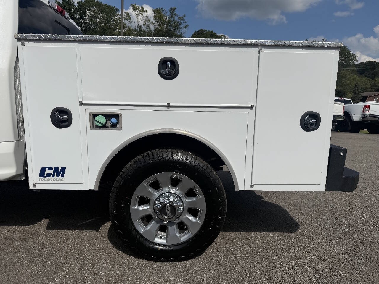 Used 2022 Ford F350 Lariat w/ Lariat Value Package AWD/4WD image 10
